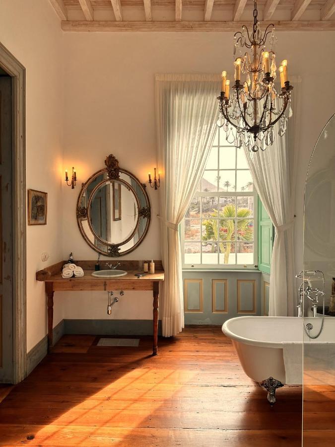 Hotel Emblematico La Casa De Los Naranjos อาริอา ภายนอก รูปภาพ