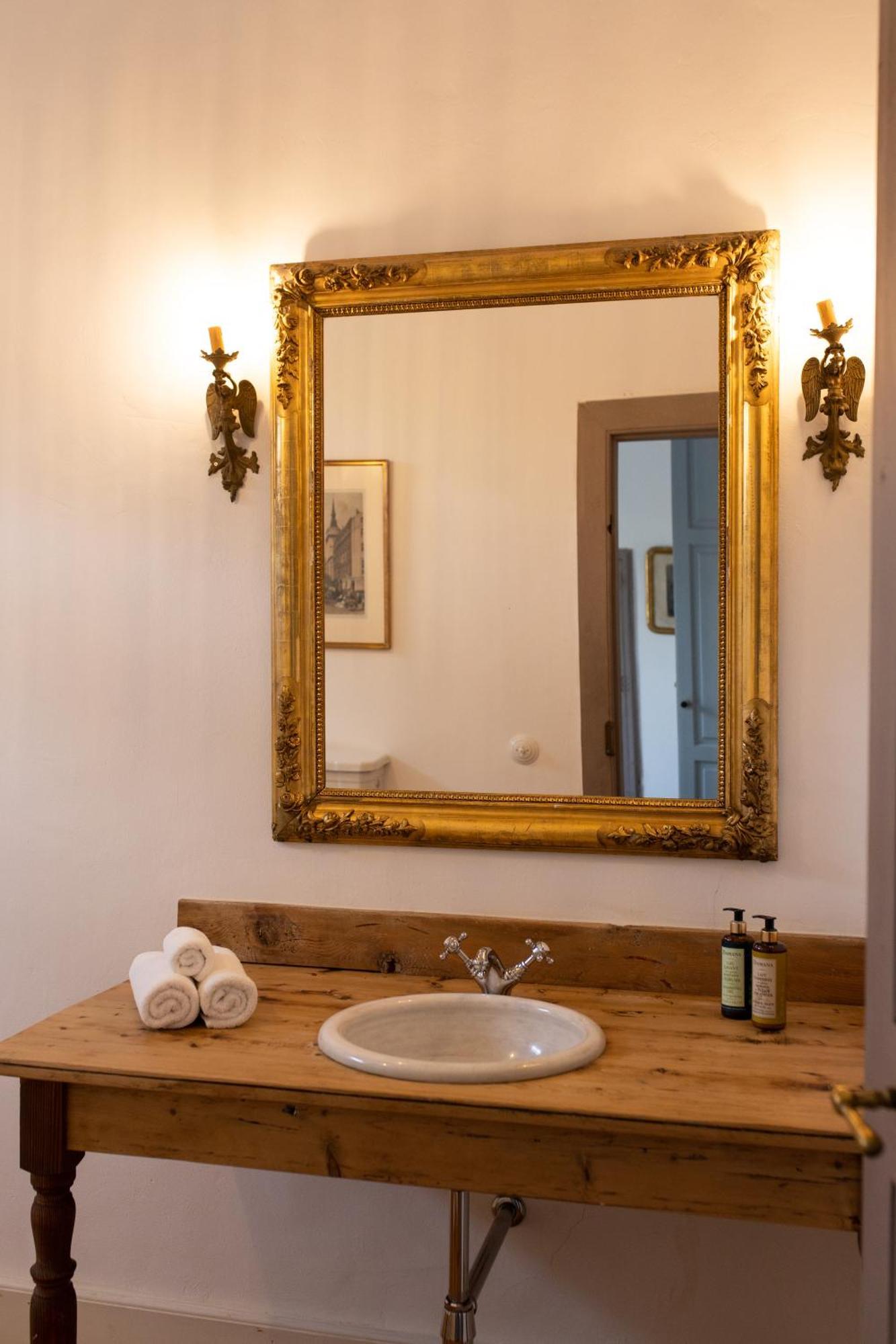 Hotel Emblematico La Casa De Los Naranjos อาริอา ภายนอก รูปภาพ