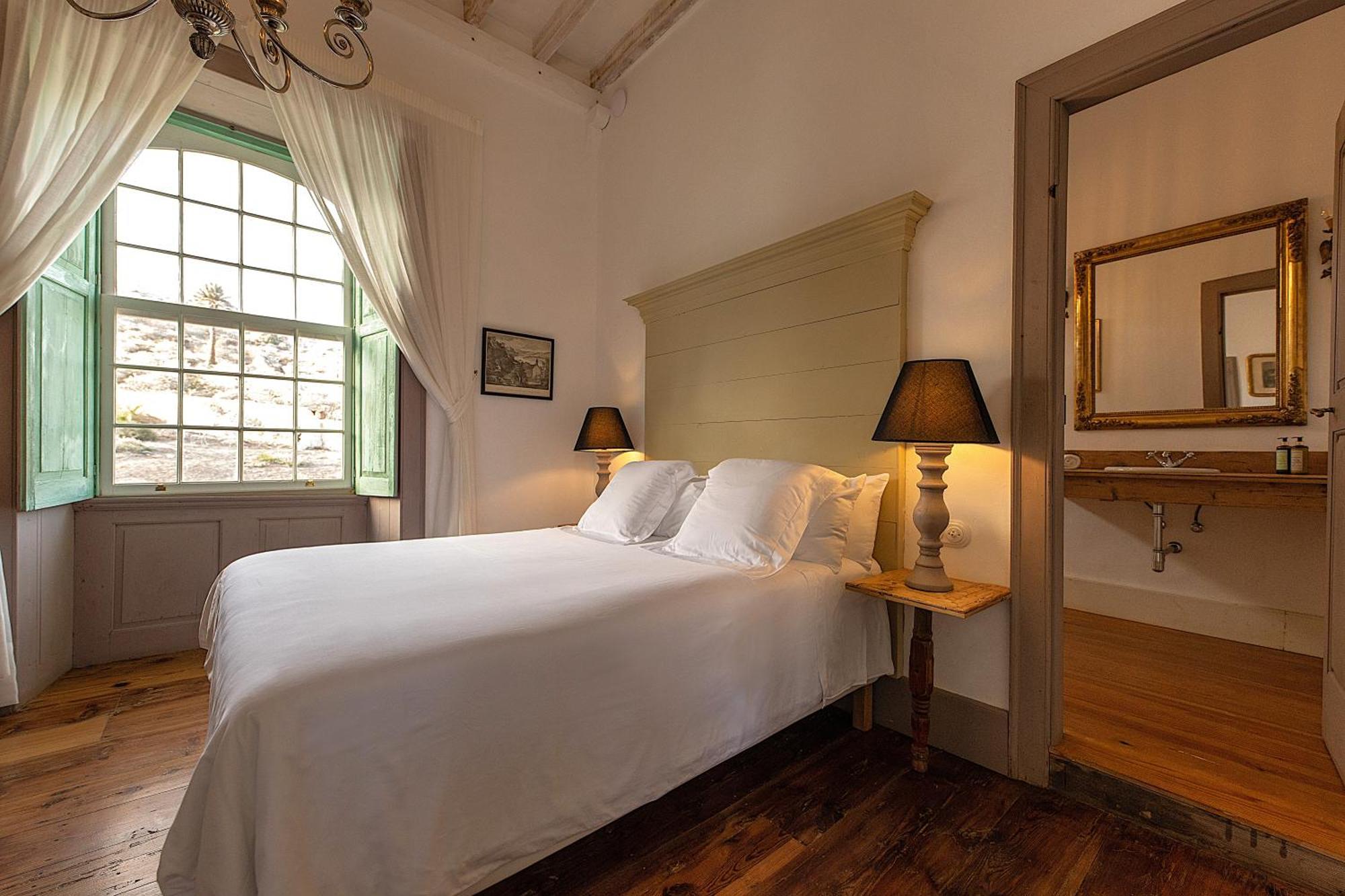 Hotel Emblematico La Casa De Los Naranjos อาริอา ภายนอก รูปภาพ